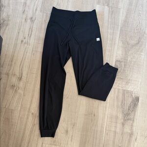 women’s Vuori Jogger daily Pant xs